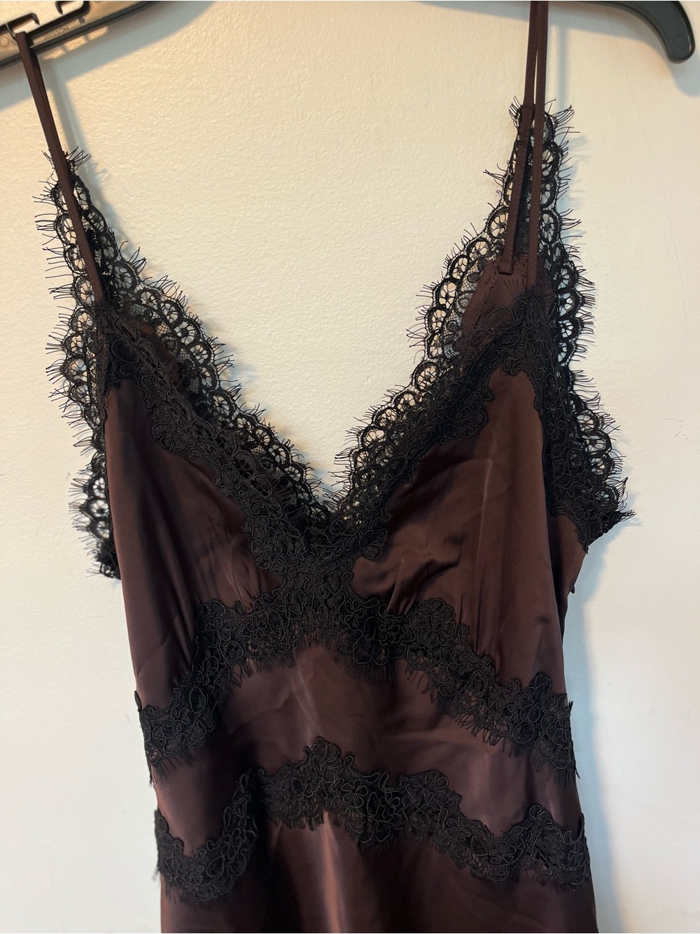 House of Harlow 1960 Plum Maxi Slip Dress with Black Lace Trim - Picture 9 of 12